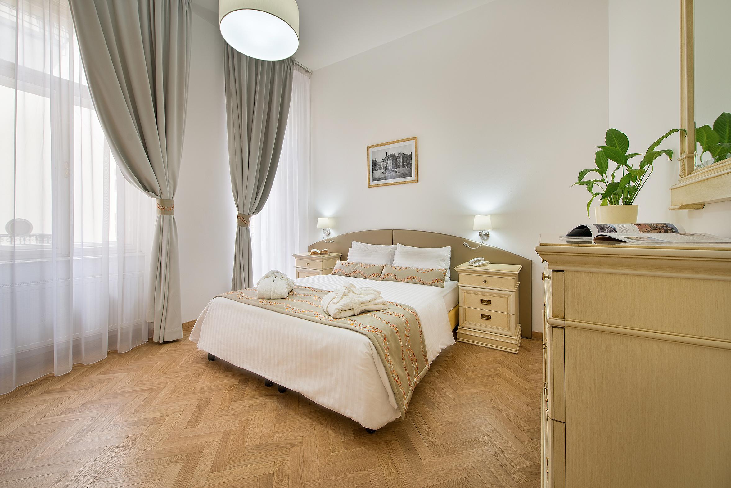 Hotel Suite Home Praga Exterior foto