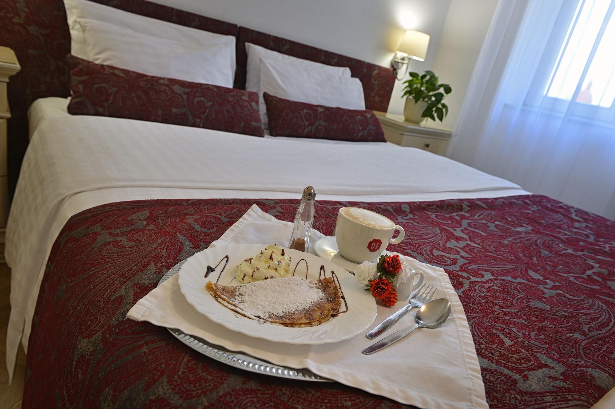Hotel Suite Home Praga Exterior foto