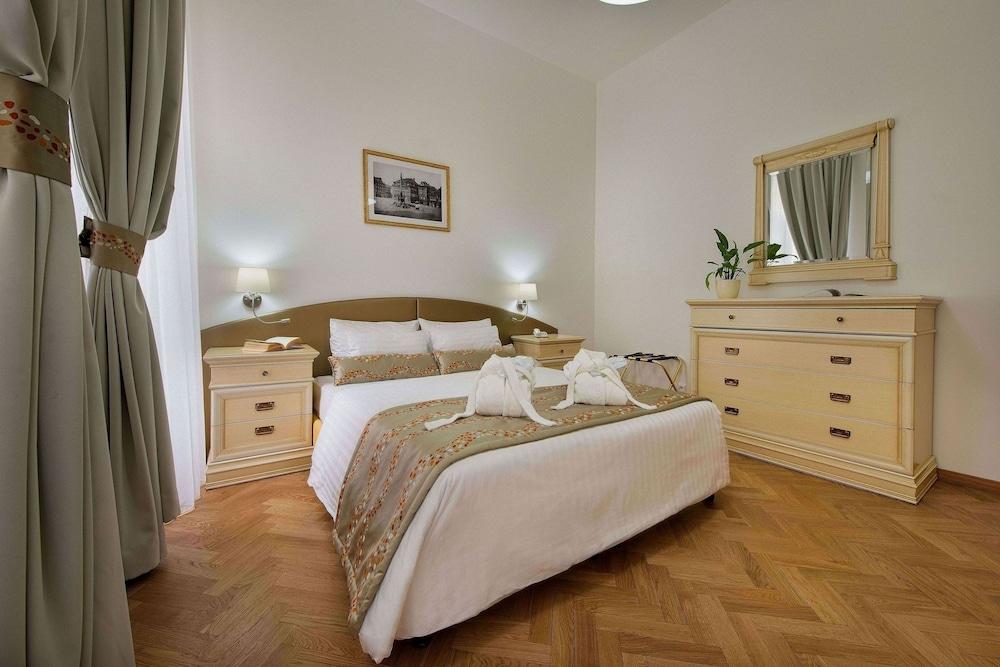Hotel Suite Home Praga Exterior foto