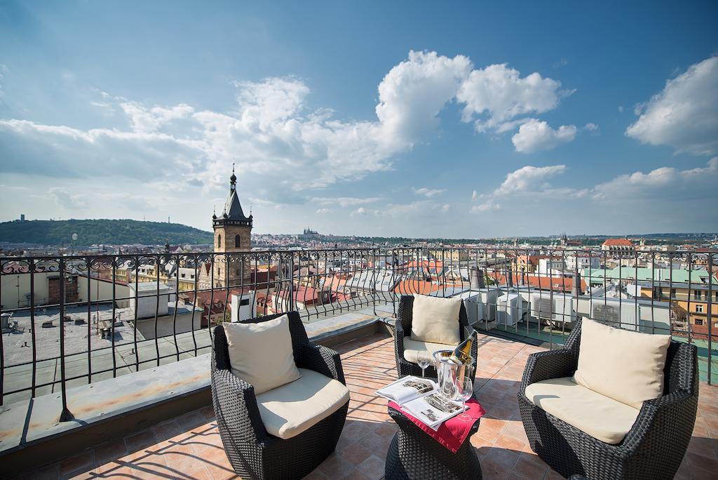 Hotel Suite Home Praga Exterior foto