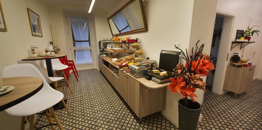 Hotel Suite Home Praga Exterior foto